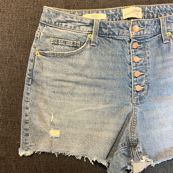 Universal Thread Vintage Midi Jean Shorts - Picture 1 of 4